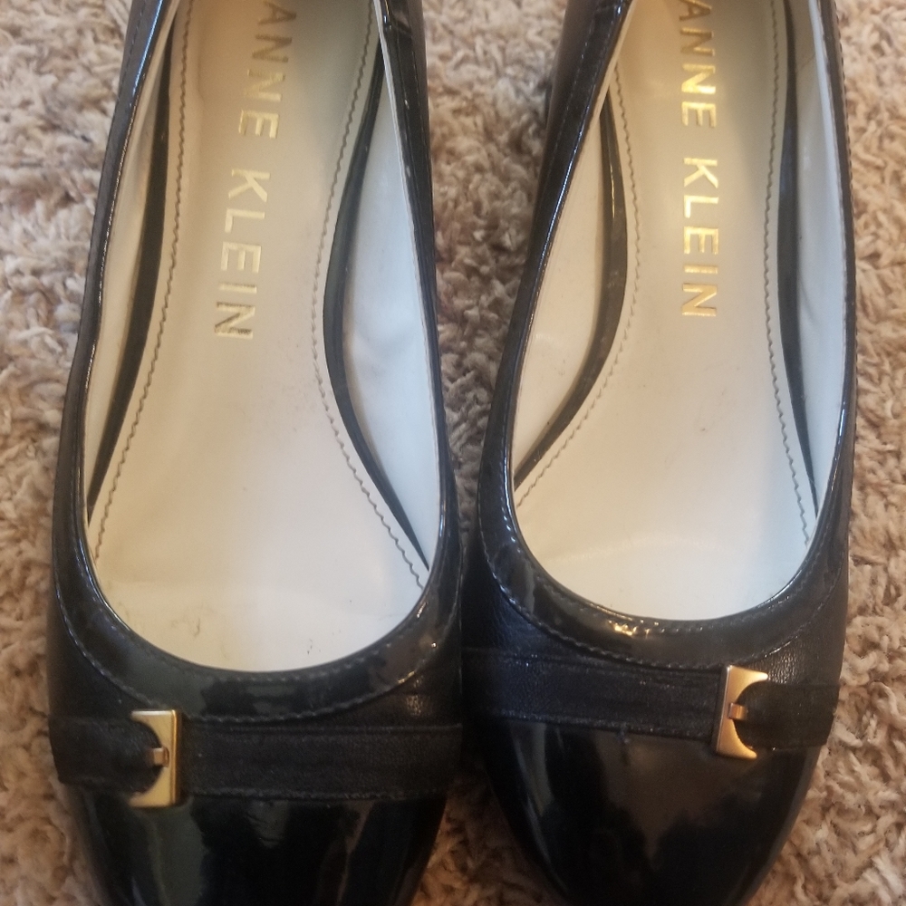 Anne Klein heeled shoes